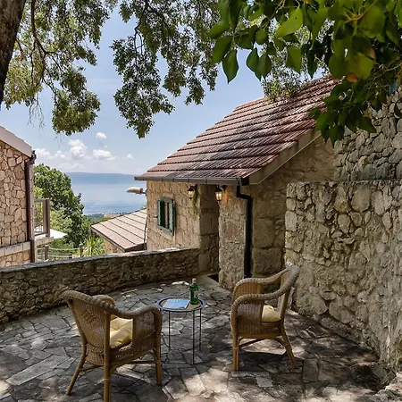 Zora Stonehouses - Private With Heated Pool Villa