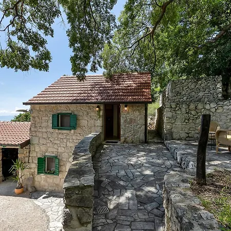 Villa Zora Stonehouses - Private With Heated Pool *