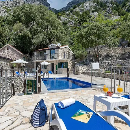 Zora Stonehouses - Private With Heated Pool Villa *